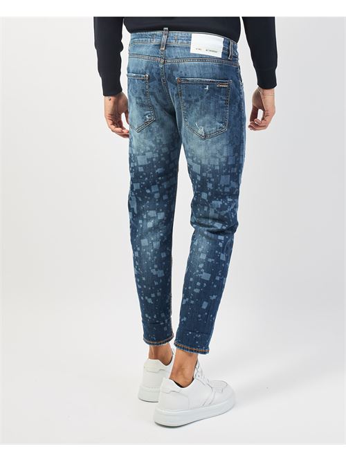 Diff?rents jeans pour hommes 5 poches avec motif all-over DIFFERENT | M02DENIM