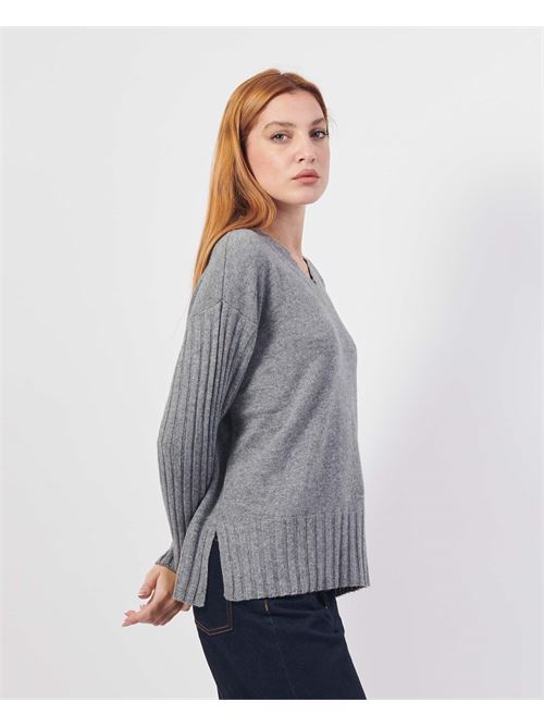 Lovely Women's V-Neck Sweater LOVELY | 35229GRIGIO